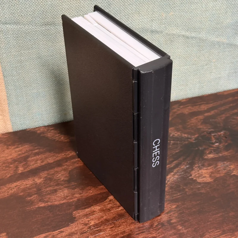 Magnetic Chess - Game in a Book