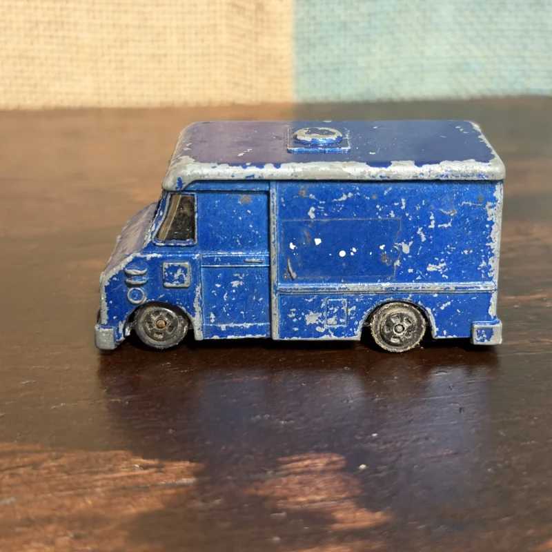 L J N Toys Truck made in Hong Kong - Ph